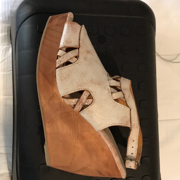 Very volatile rustic slide in - Picture 3 of 4